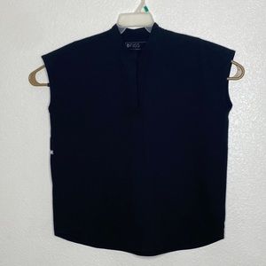 FIGS Technical Collection Women’s Black Scrub Top Size XS
